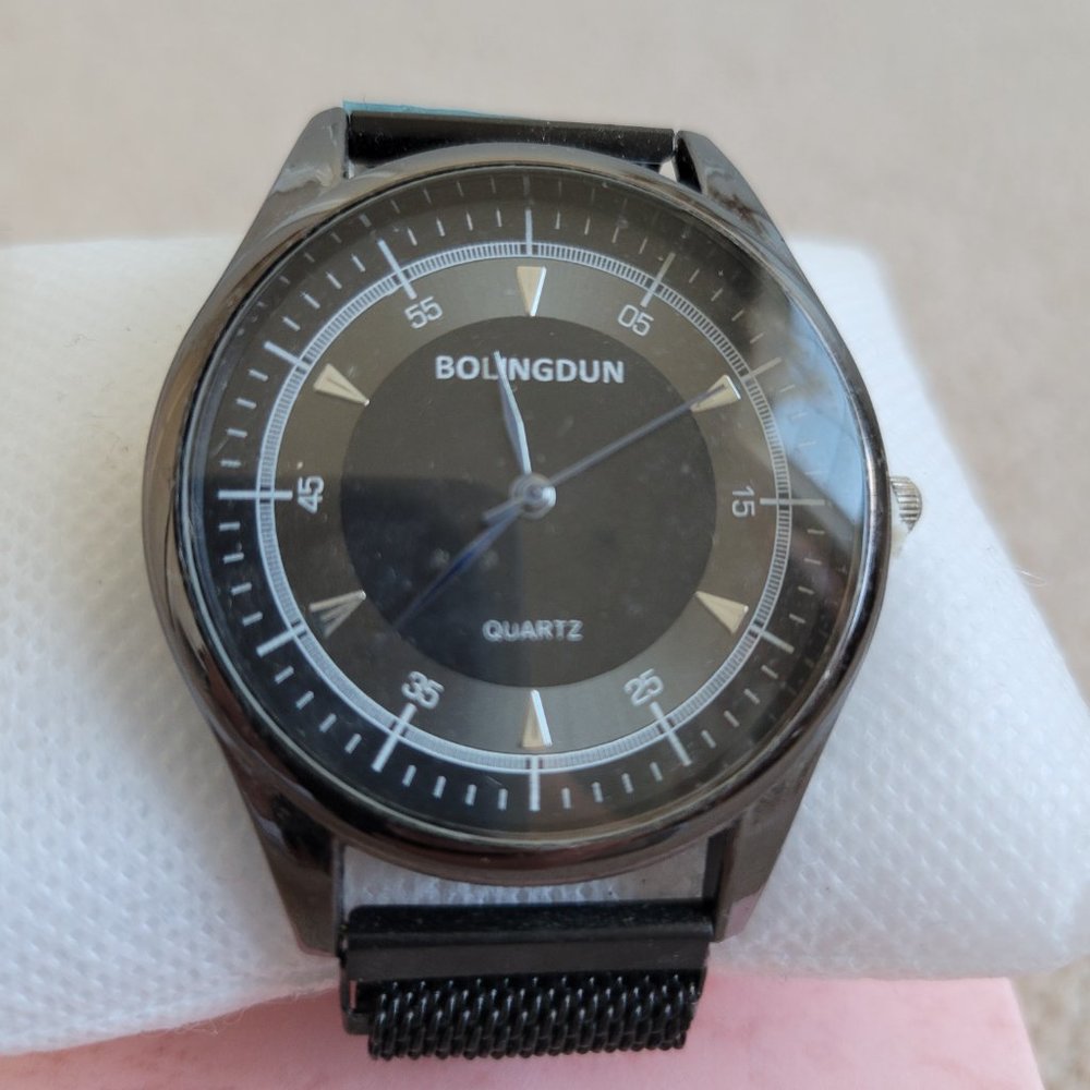 Black Grey Quartz Wrist Watch Metal Chain Bracelet Strap Analog Mesh Band Watch - Picture 2 of 5